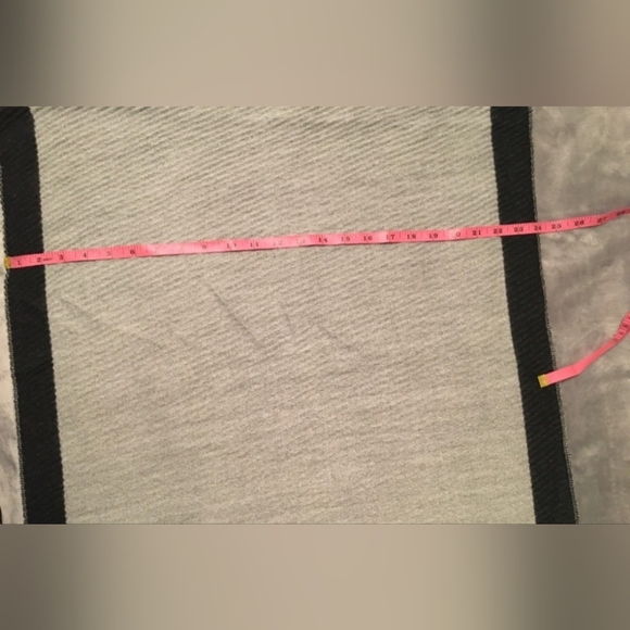 Scarf Bundle - Picture 6 of 16